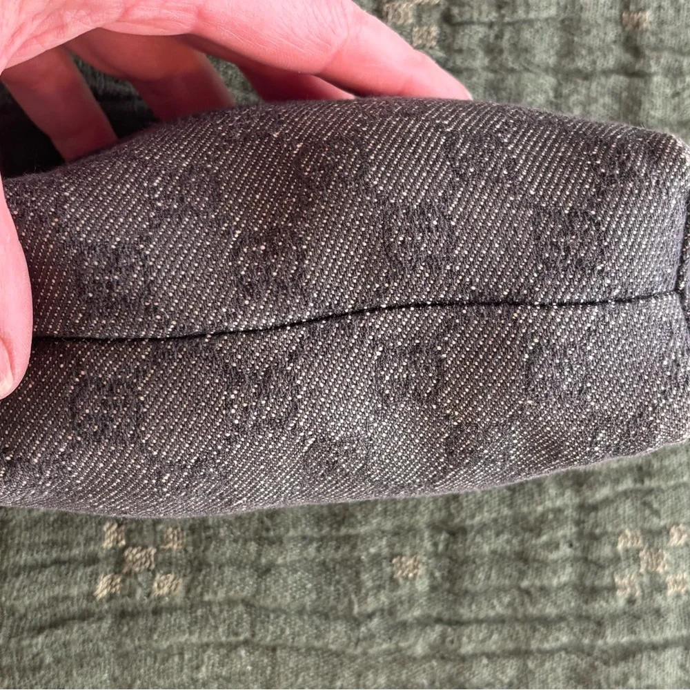 Gucci Black Denim & Leather Zip Pouch with Embossed Logo 014 - Picture 4 of 10